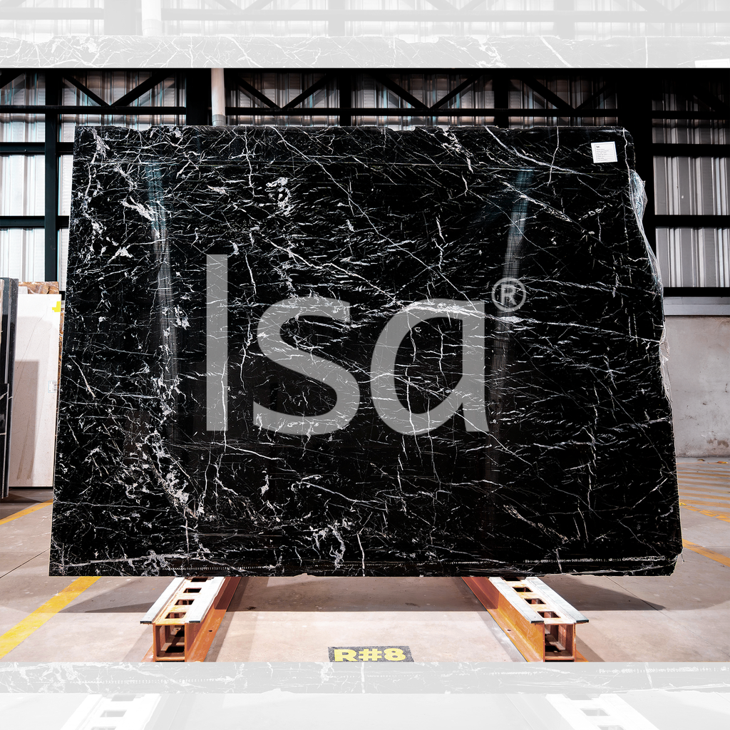 Negro Marquina Marmol 2 .jpg